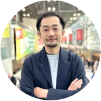 平内 庸介 氏