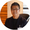 春山 宜輝 氏